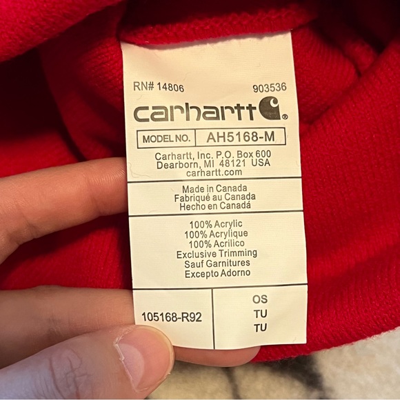 Carhartt Knit Pom Pom Cuffed Beanie Hat red and white striped Christmas NWT - Picture 7 of 10